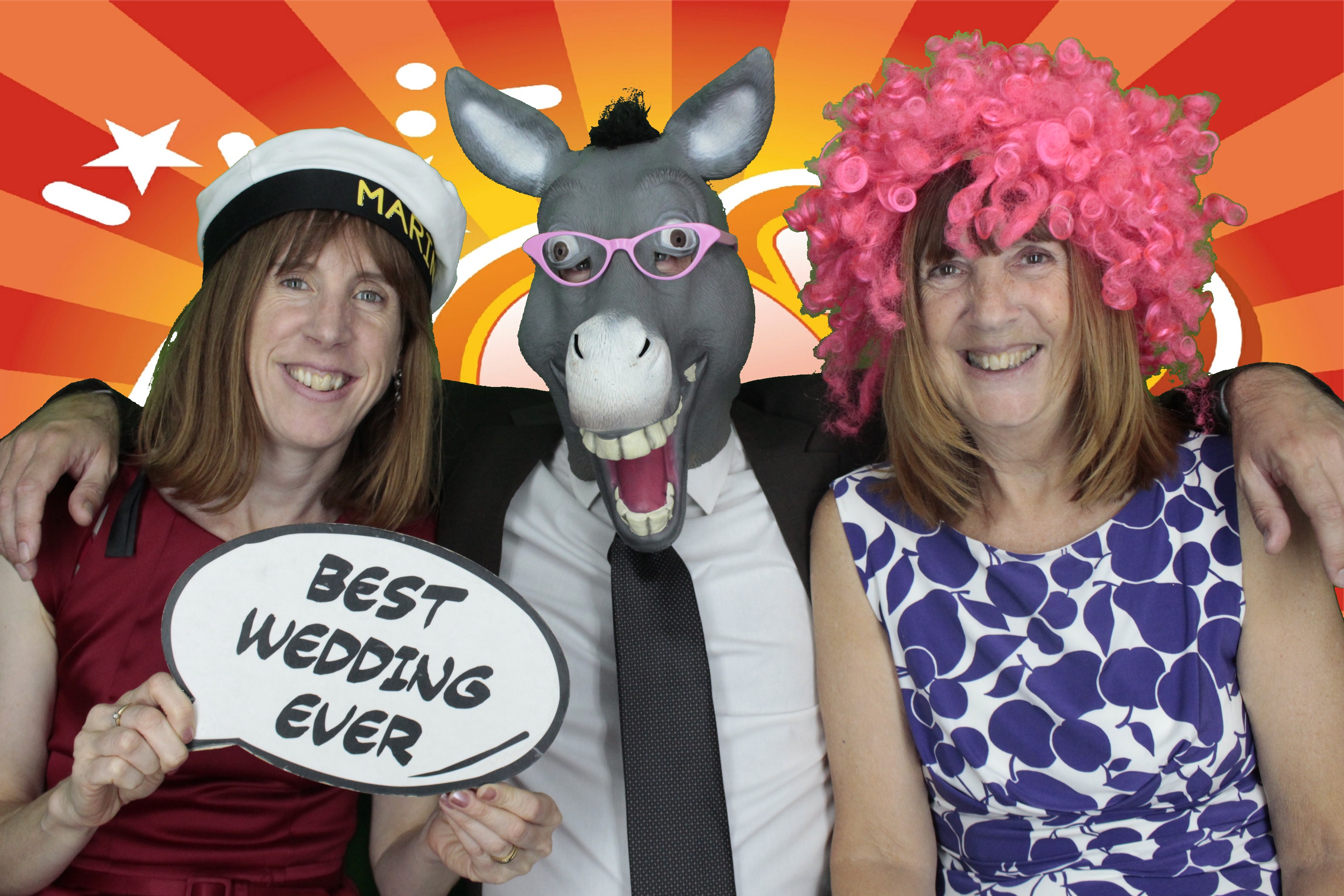 Mr & Mrs Austine | View more photos from the event at gallery.myphotoboothexperience.co.uk/u/MyPhotoBoothExperienceLtd/Mr-Mrs-Austine